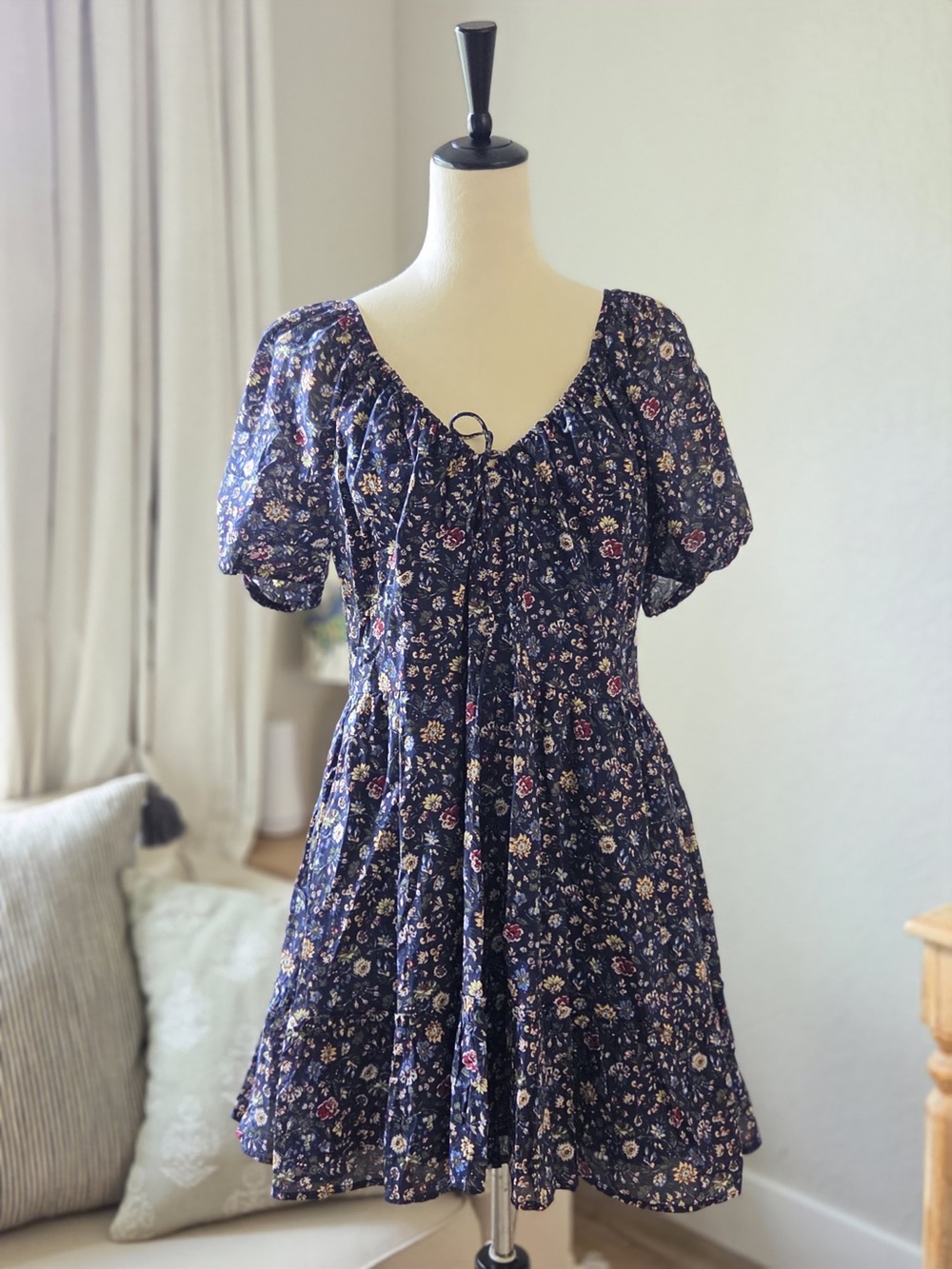 Abercrombie & Fitch Navy Floral Tie-Front Puff Sleeve Mini Dress